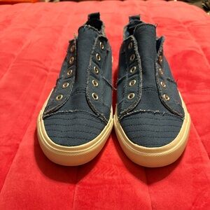 Corkys Babalu Slip-Ons Size 9